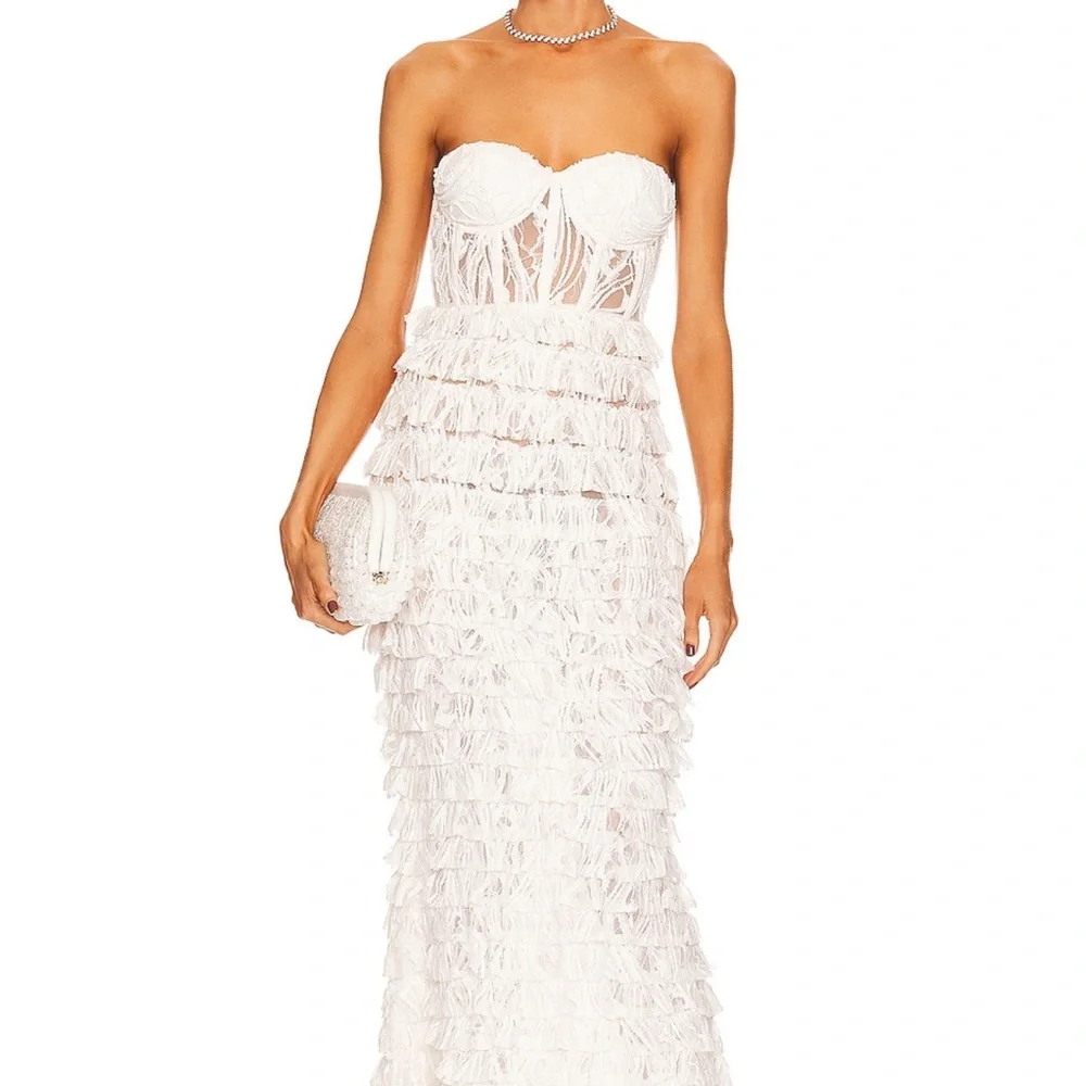 Retrofit Irini Dress - sequin and ruffle - Picture 1 of 3